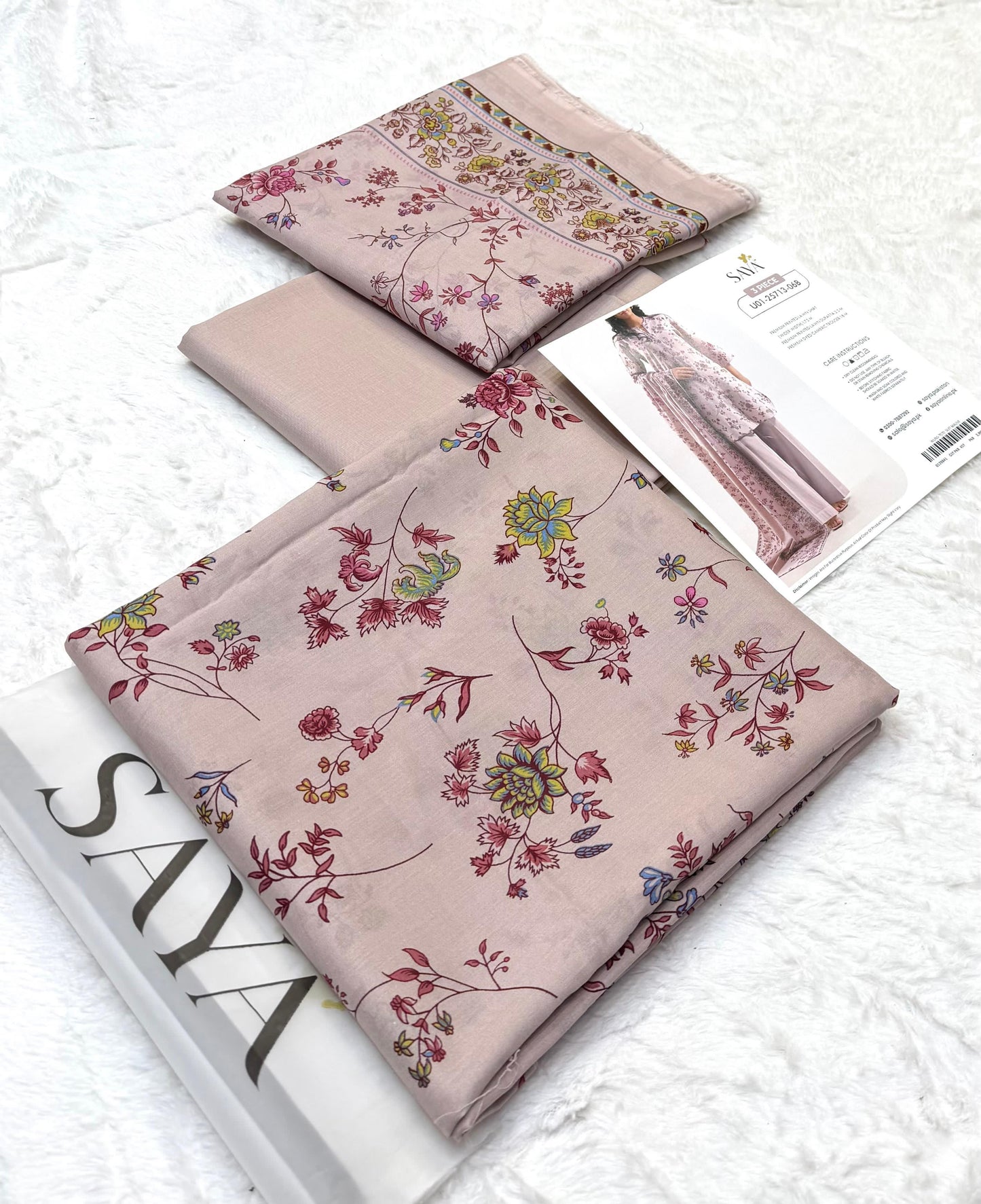 LAWN 3PC COLLECTION ‘ 204